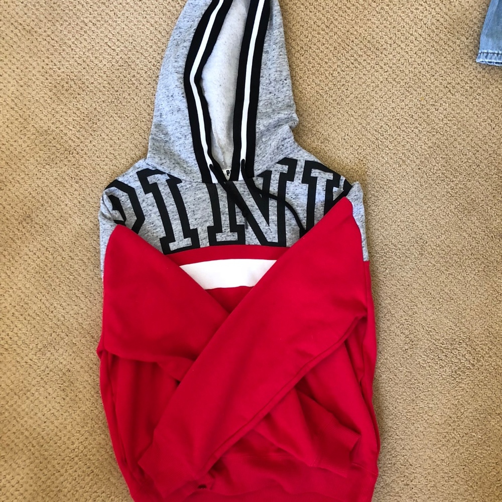 VS Pink sweatshirt